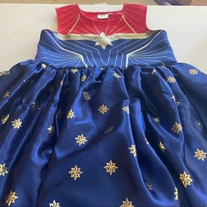 Captain Marvel Dress Size XL 14/16